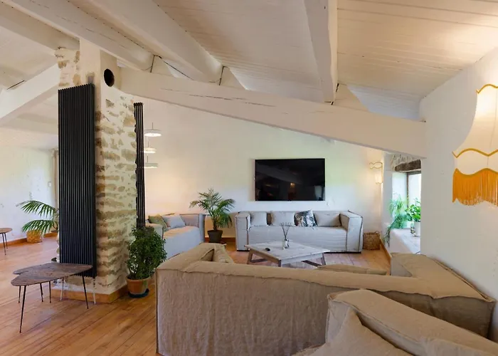 Mas St Joseph Chateauneuf-Val-Saint-Donat